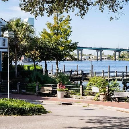 Riverwalk 118 - River & Battleship Views Уилмингтън Екстериор снимка